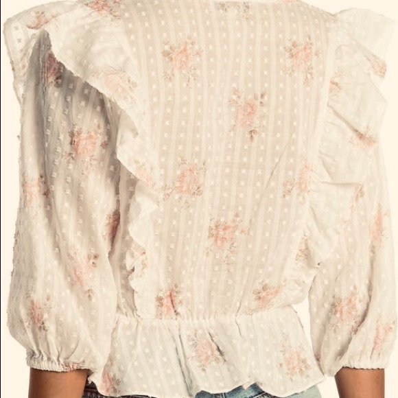 NWT BCBGeneration | Cream Floral Peplum Hem Blouse | Large - Picture 2 of 11